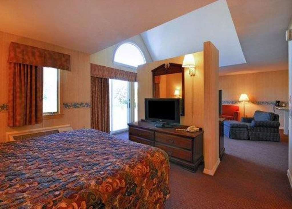 Econo Lodge Inn & Suites Groton Zimmer foto